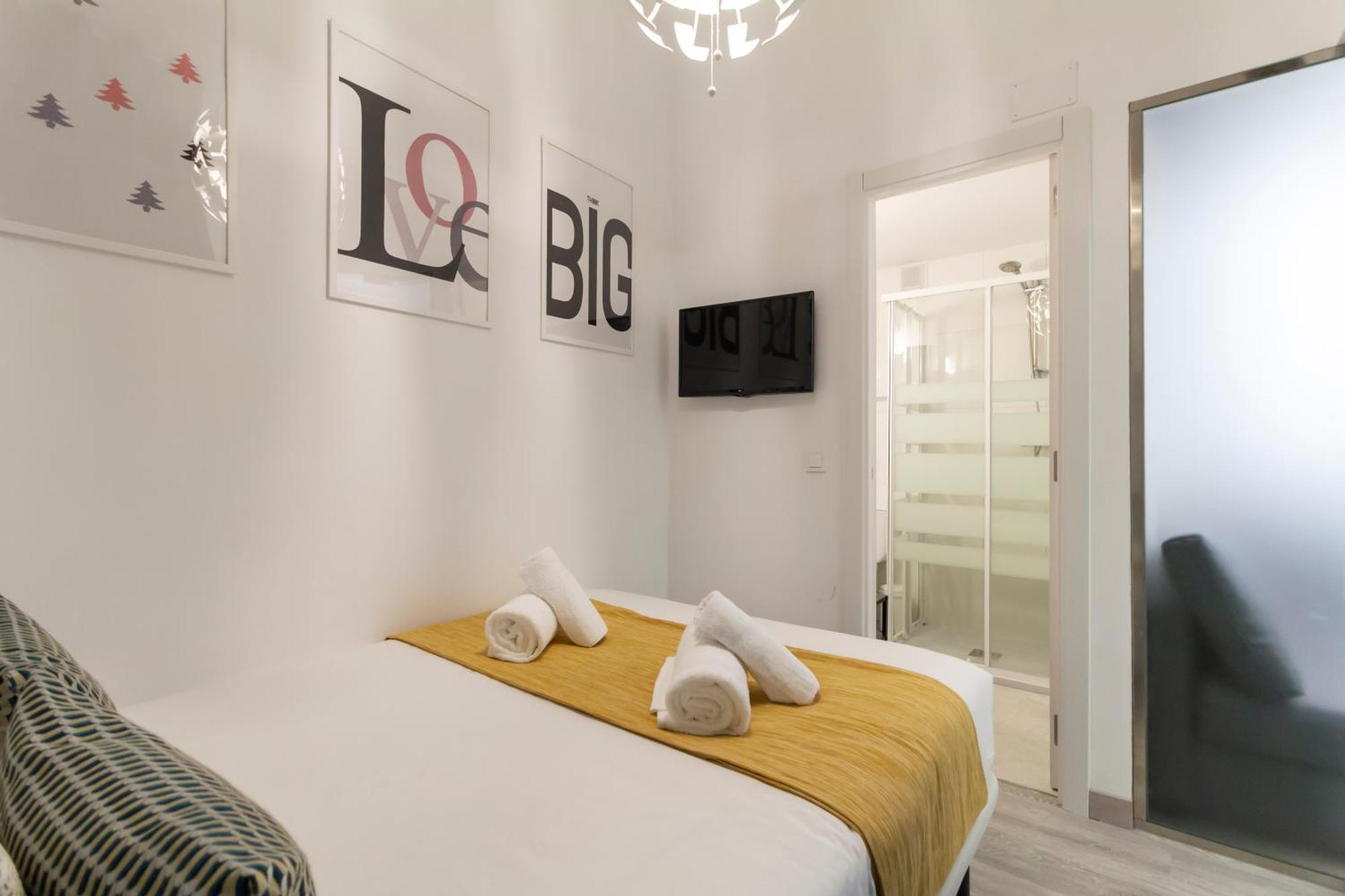 Ronda de Valencia Apartment Madrid Exterior foto