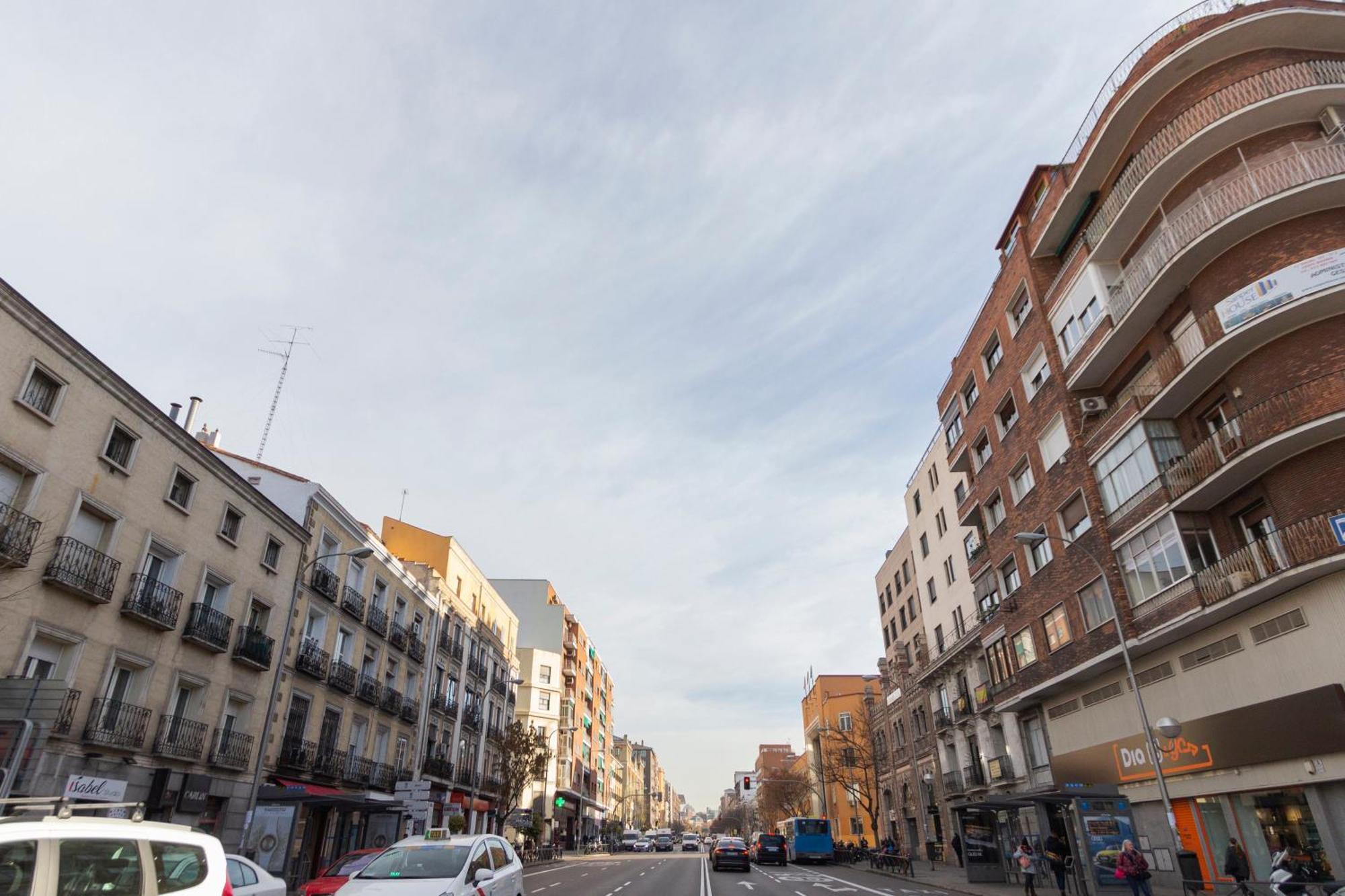 Ronda de Valencia Apartment Madrid Exterior foto